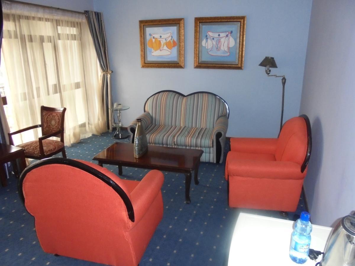 Global Hotel Addis Abeba Esterno foto