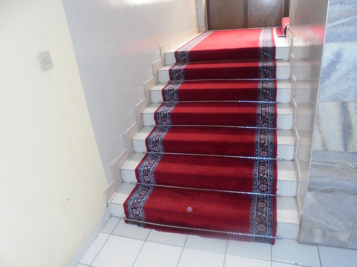 Global Hotel Addis Abeba Esterno foto